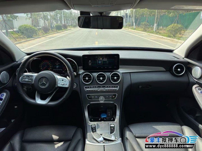 21年奔驰C轿车抵押车出售