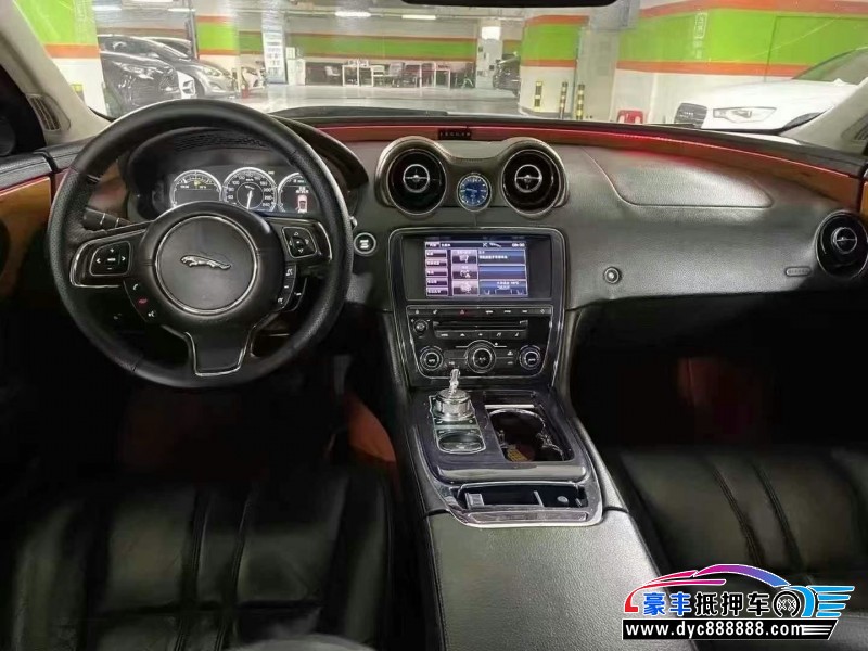 13年捷豹XJL轿车抵押车出售