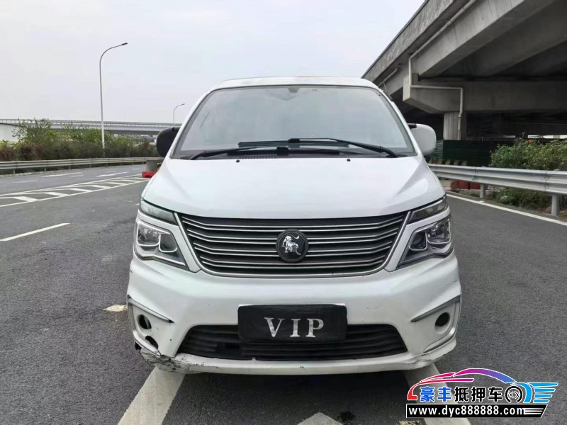 22年东风风行菱智轿车抵押车出售