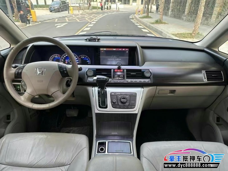 14年本田艾力绅轿车抵押车出售