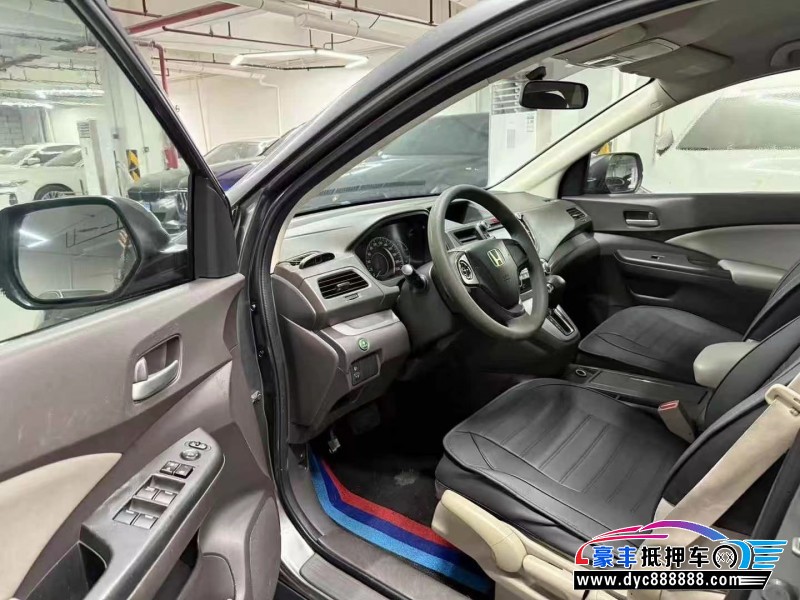 12年本田CR-V轿车抵押车出售