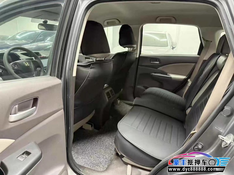 12年本田CR-V轿车抵押车出售