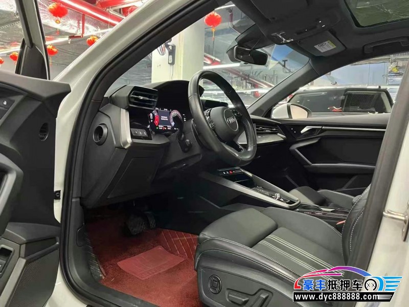 22年奥迪A3轿车抵押车出售