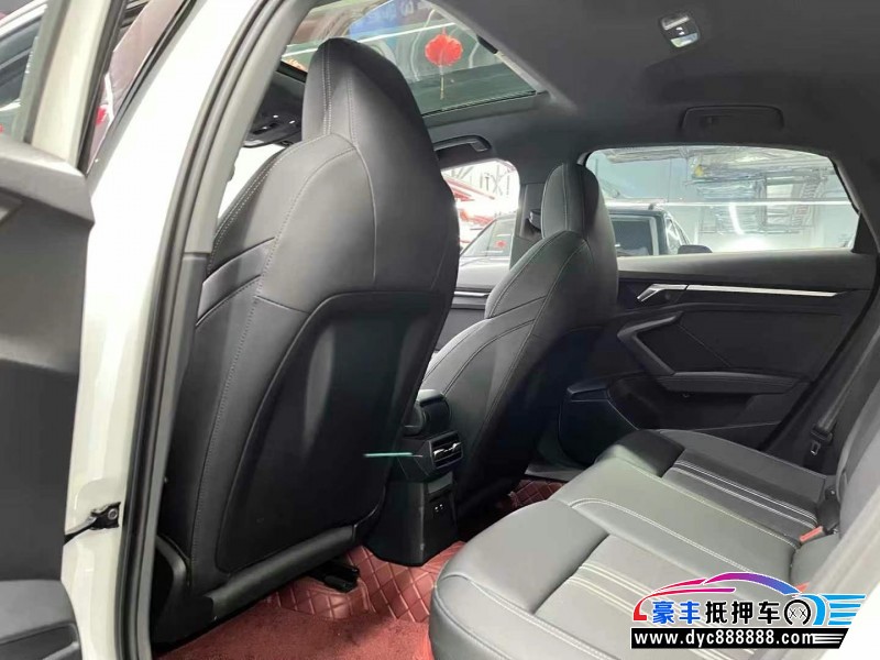 22年奥迪A3轿车抵押车出售