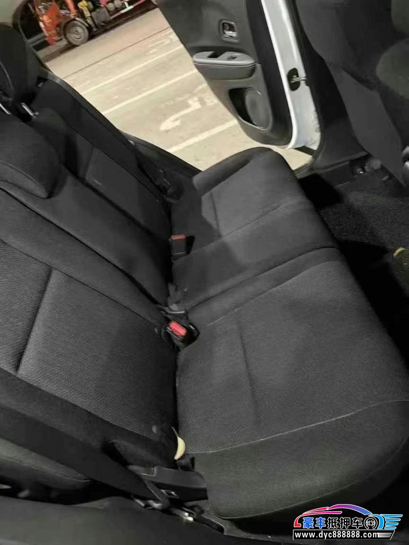 17年本田缤智SUV抵押车出售