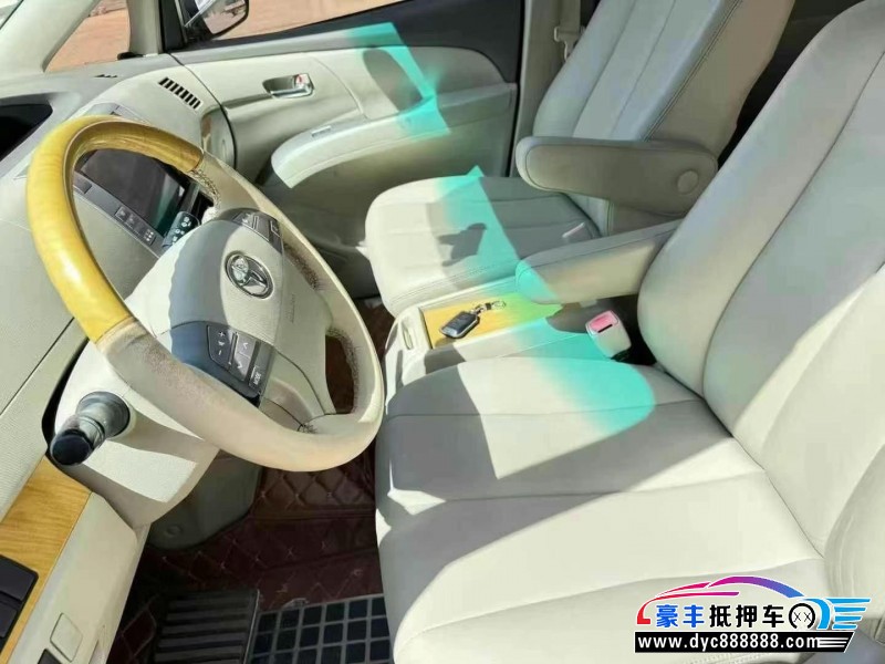 08年丰田普瑞维亚MPV抵押车出售