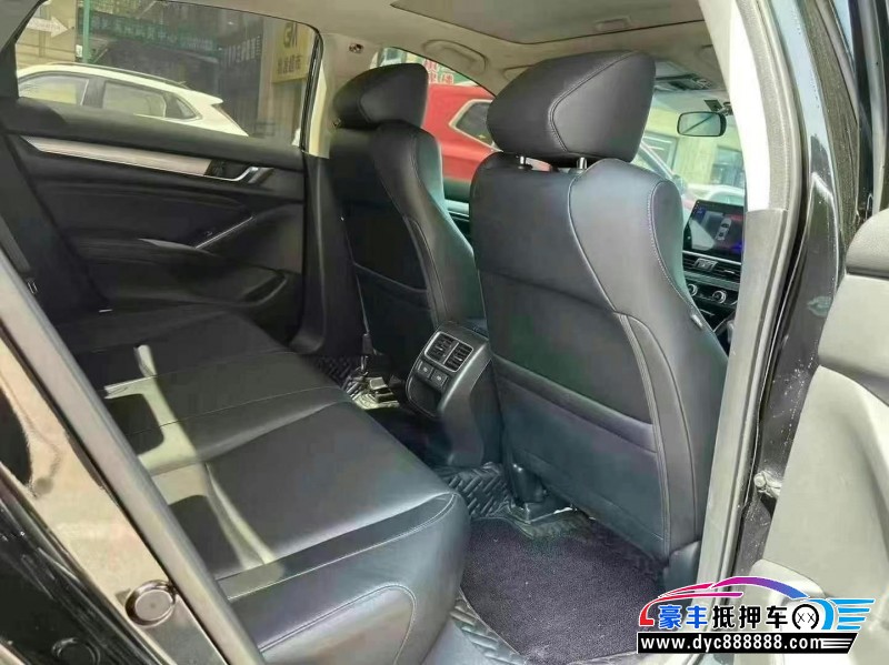 22年本田雅阁轿车抵押车出售