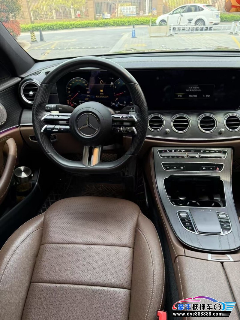 22年奔驰E轿车抵押车出售