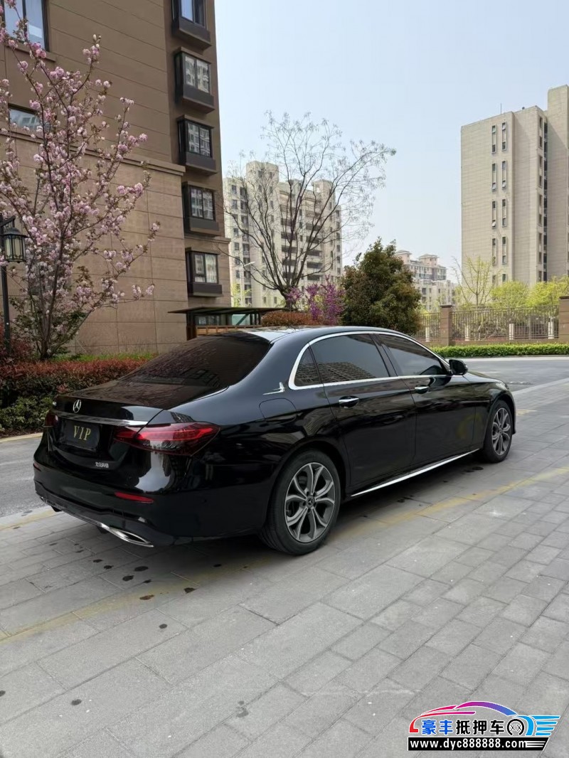 22年奔驰E轿车抵押车出售