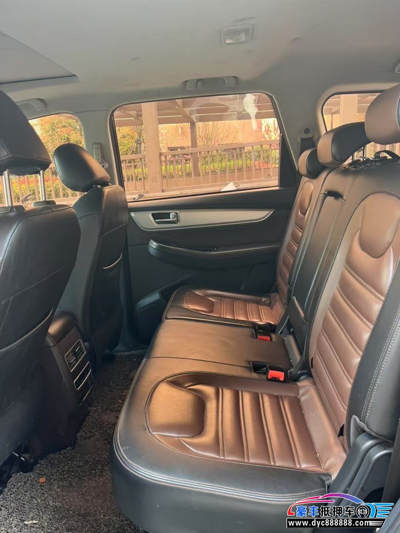 17年东风风行景逸X6轿车抵押车出售