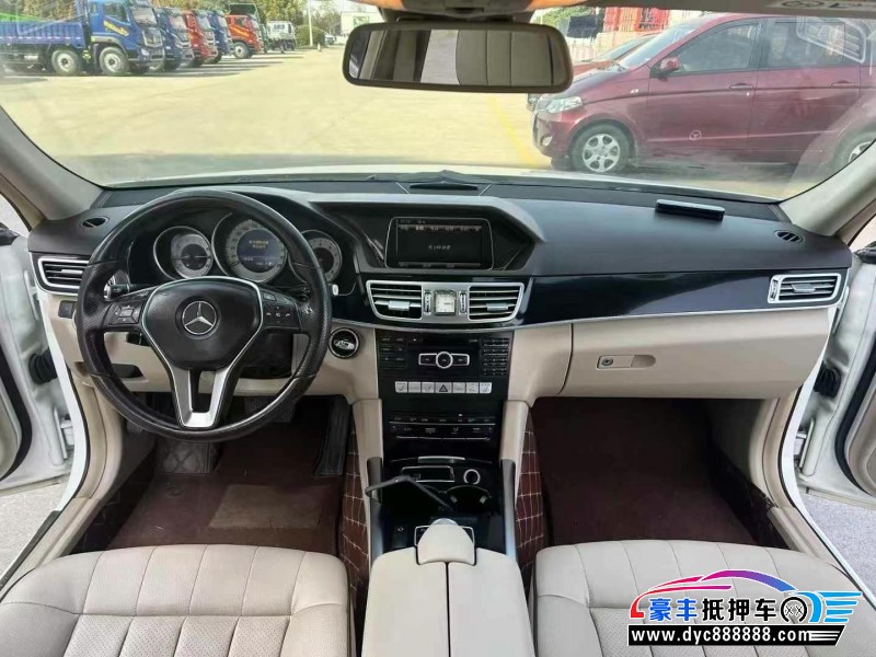 15年奔驰E轿车抵押车出售