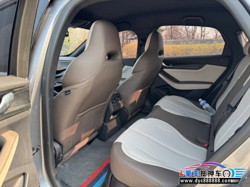 23年比亚迪秦轿车抵押车出售