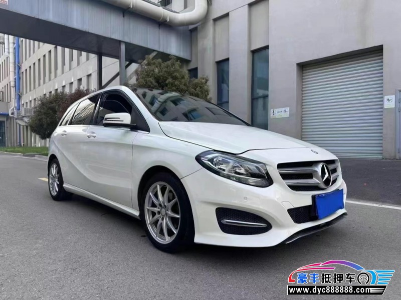 16年奔驰B轿车抵押车出售