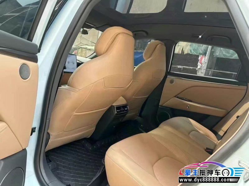 24年极狐阿尔法T轿车抵押车出售