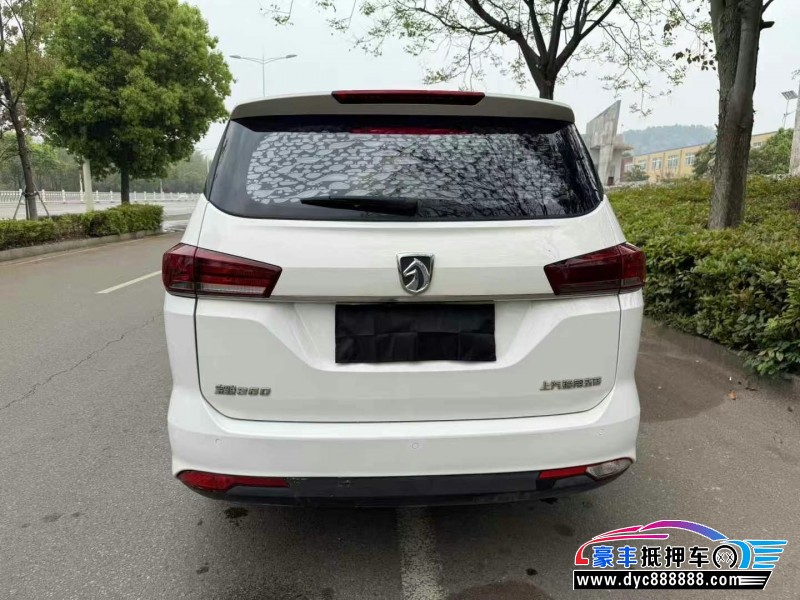 20年宝骏宝骏360轿车抵押车出售