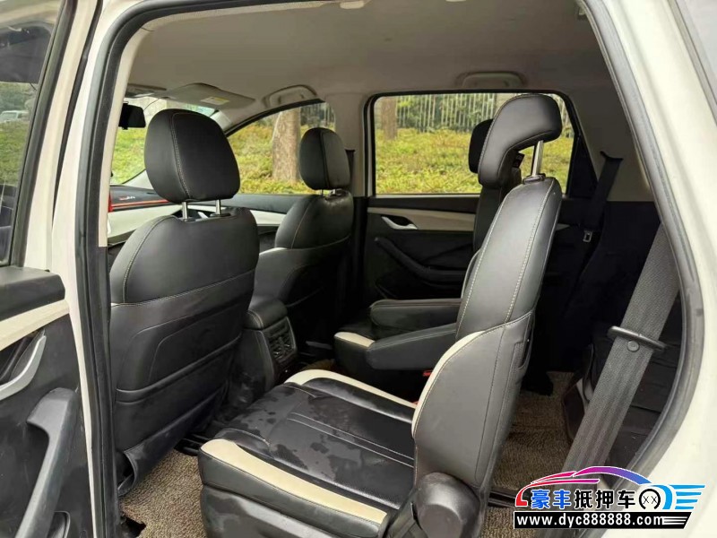 20年宝骏宝骏360轿车抵押车出售