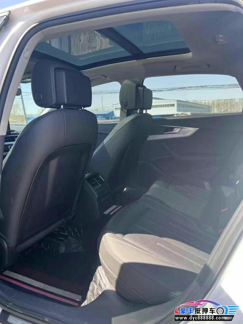 20年奥迪A4L轿车抵押车出售