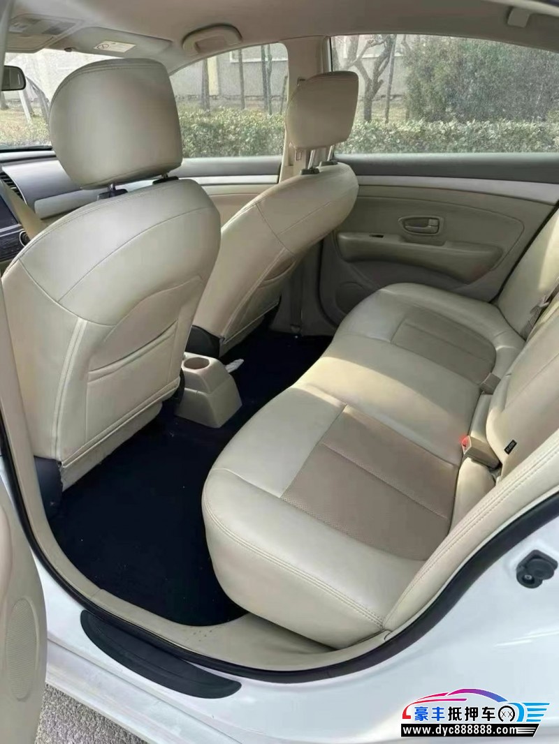 22年东风俊风轿车抵押车出售