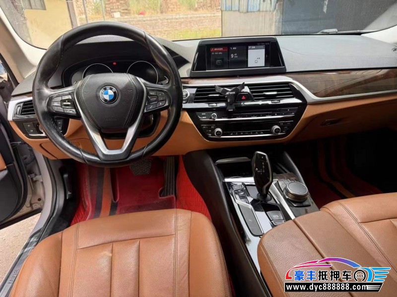 18年宝马5系轿车抵押车出售