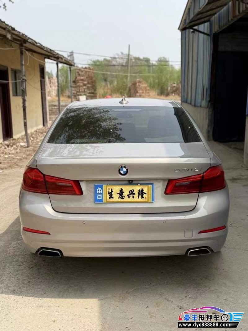 18年宝马5系轿车抵押车出售