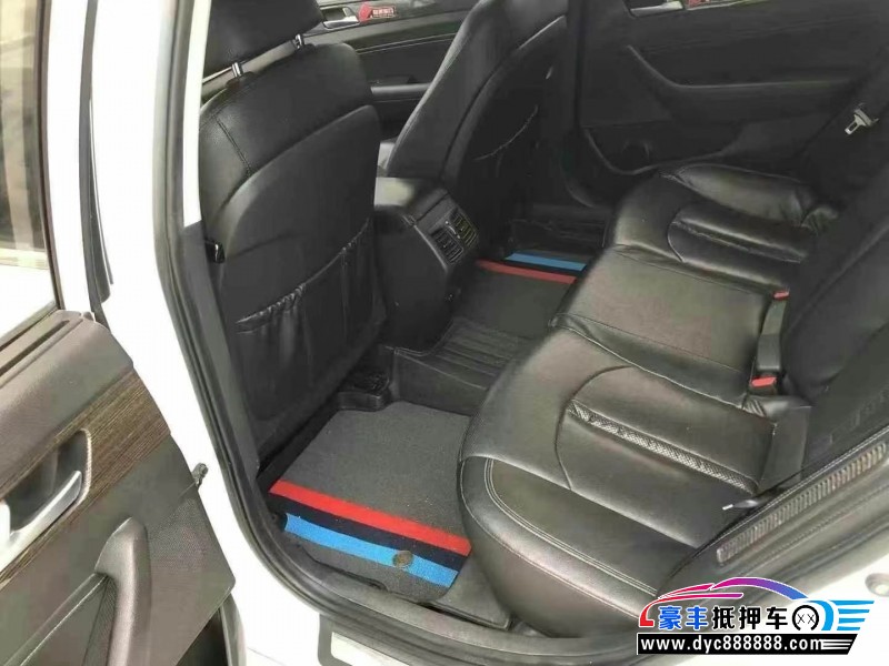 20年现代索纳塔九轿车抵押车出售