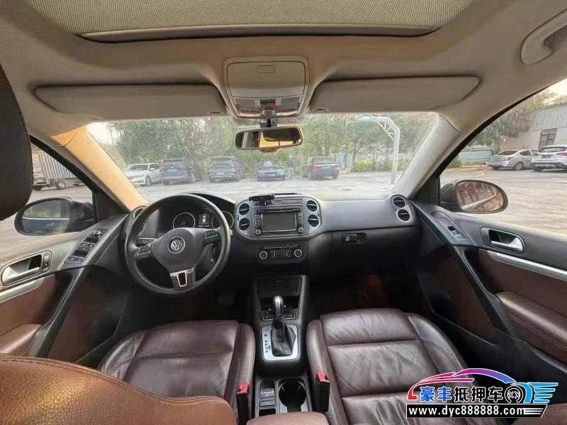 14年大众途威轿车抵押车出售