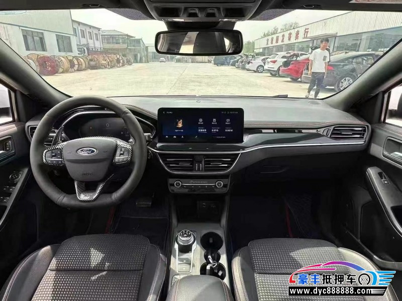 21年福特福克斯轿车抵押车出售