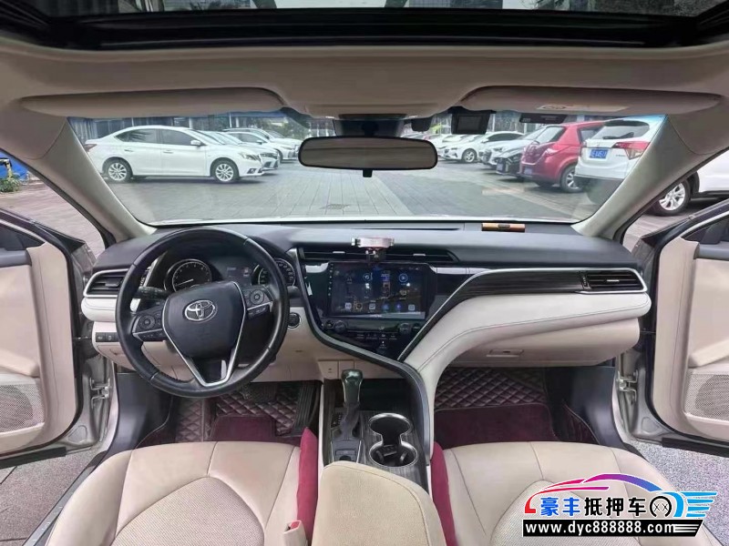 19年丰田凯美瑞轿车抵押车出售