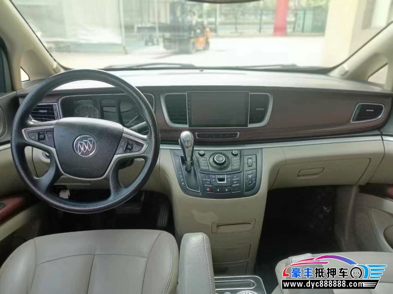 14年别克GL8轿车抵押车出售