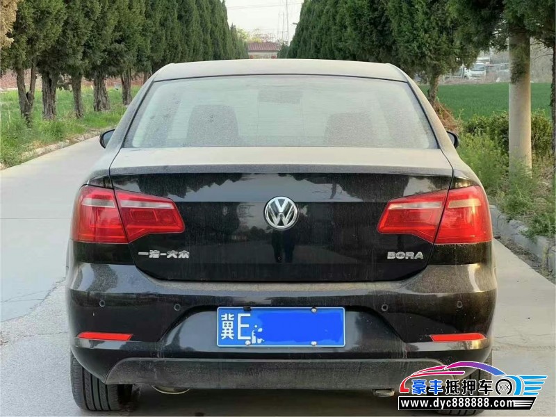 14年大众宝来轿车抵押车出售