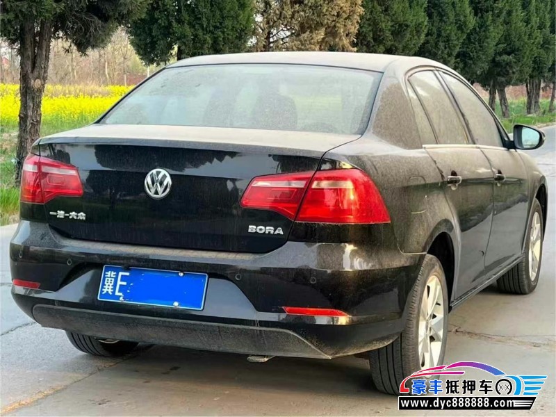 14年大众宝来轿车抵押车出售