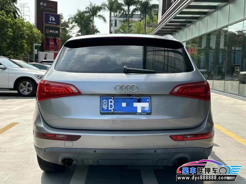 11年奥迪Q5轿车抵押车出售
