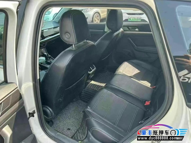 18年大众朗行轿车抵押车出售