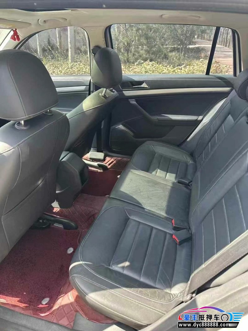 18年大众朗行轿车抵押车出售