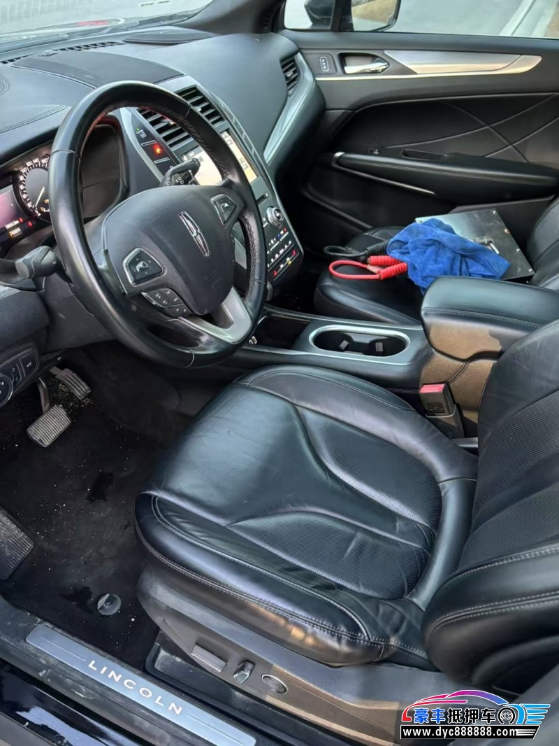 19年林肯MKC轿车抵押车出售