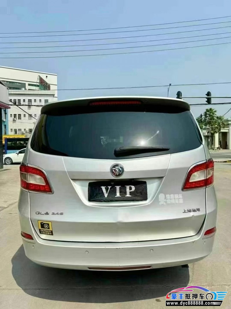 14年别克GL8轿车抵押车出售