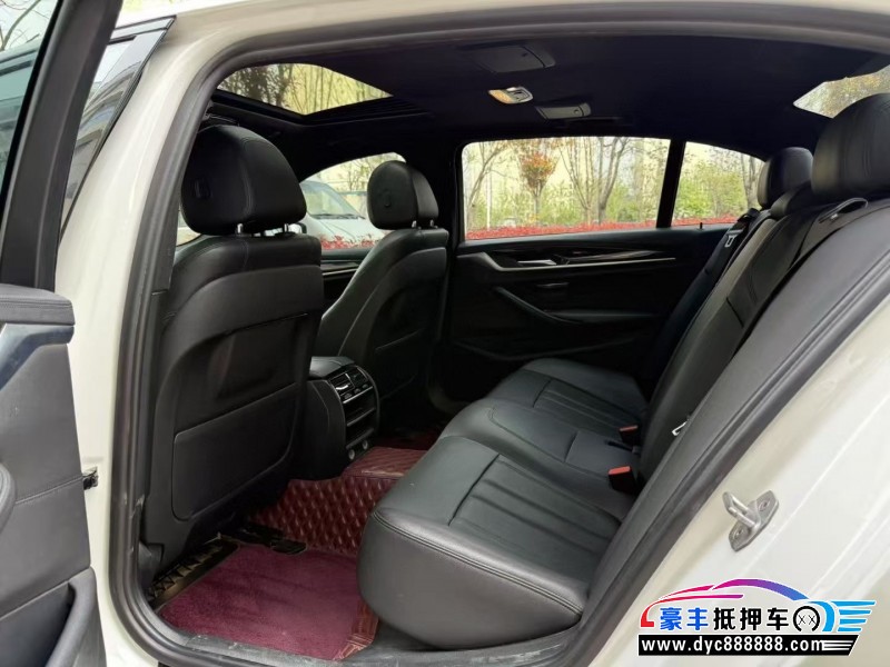 18年宝马5系轿车抵押车出售