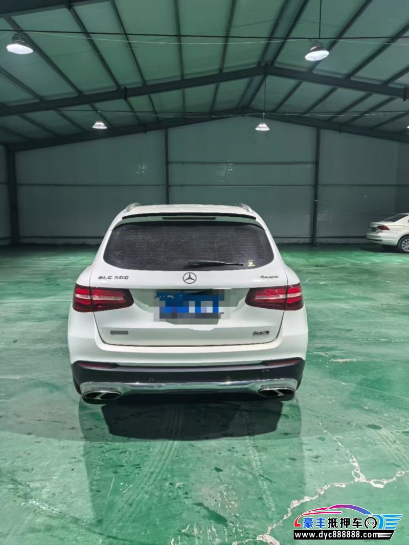 17年奔驰GLCSUV抵押车出售