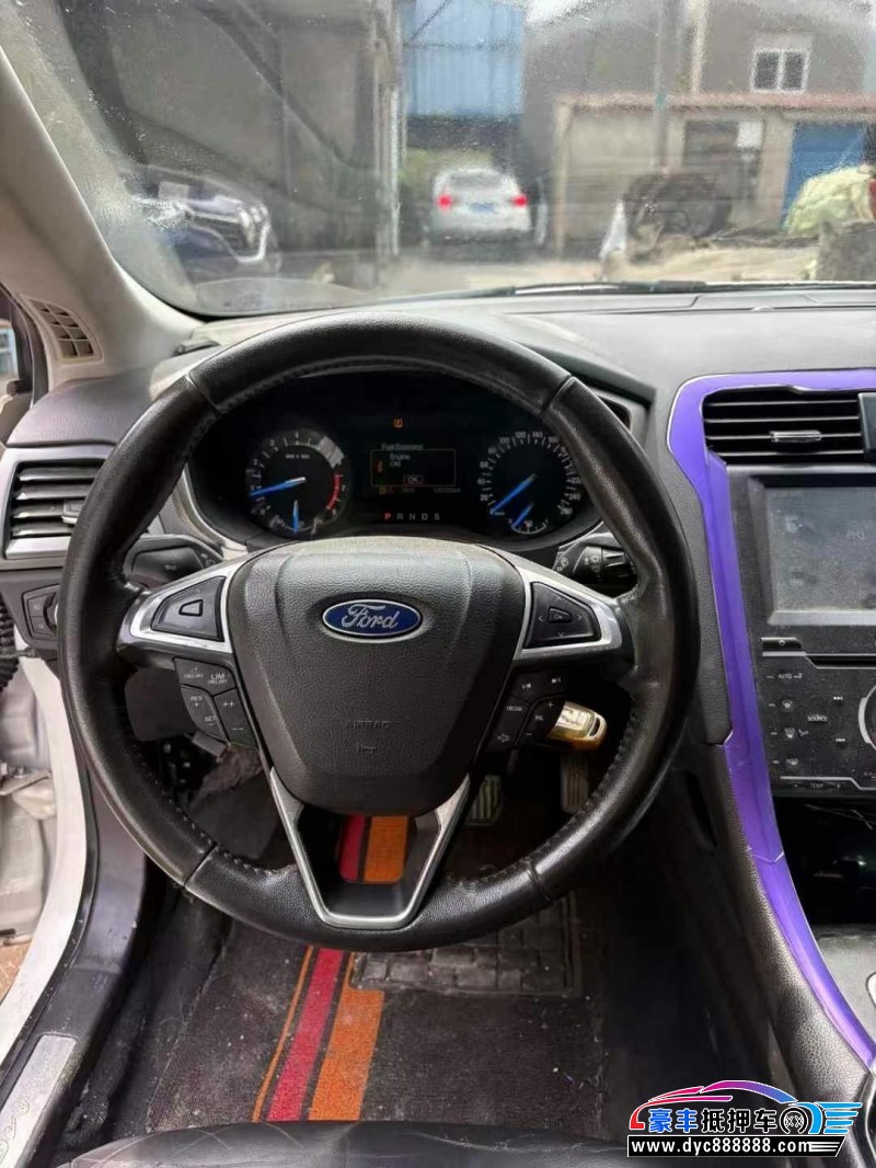 15年福特蒙迪欧轿车抵押车出售