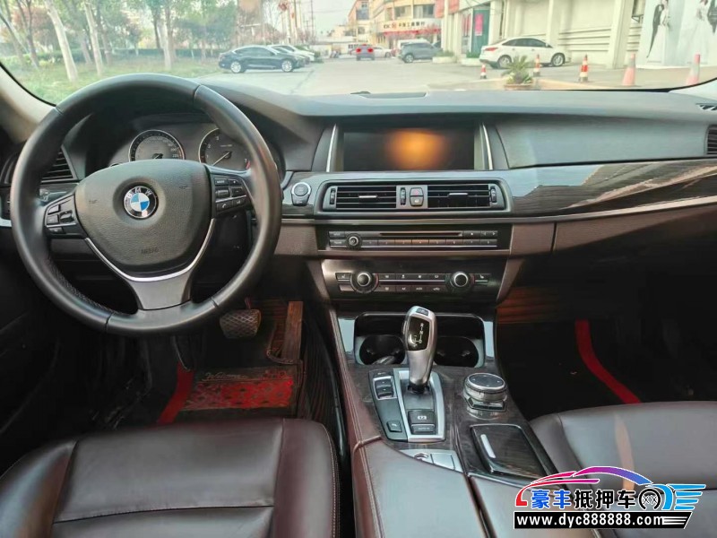 15年宝马5系轿车抵押车出售