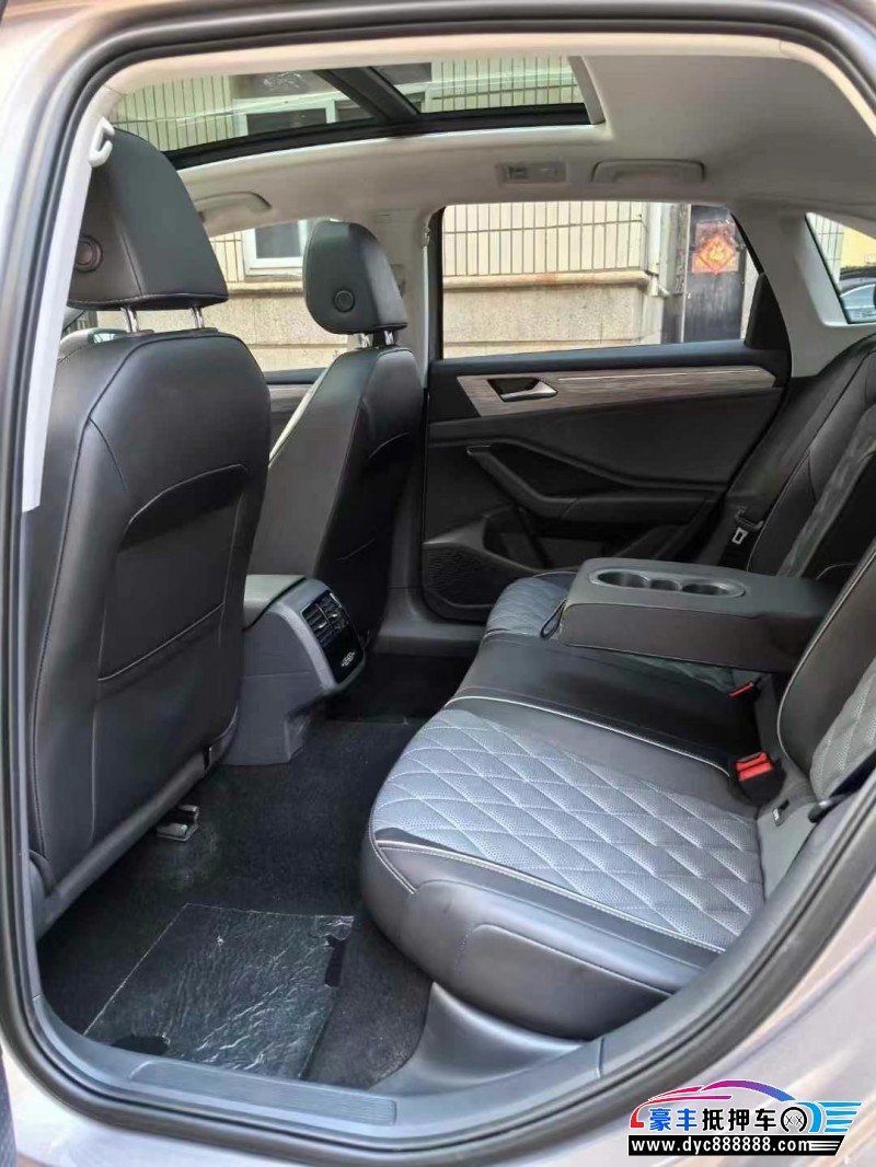 24年大众速腾轿车抵押车出售