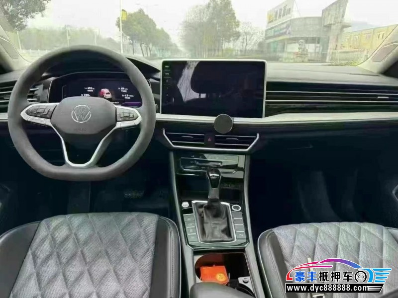 22年大众速腾轿车抵押车出售