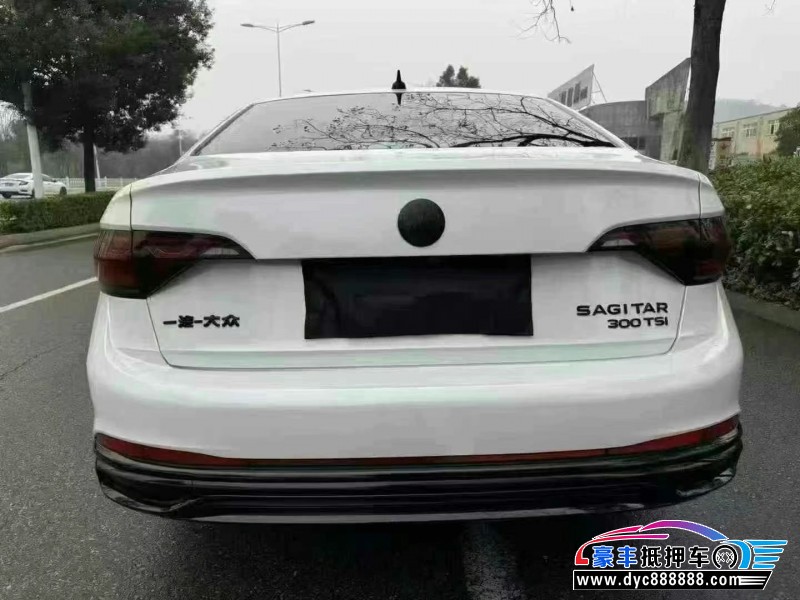 22年大众速腾轿车抵押车出售