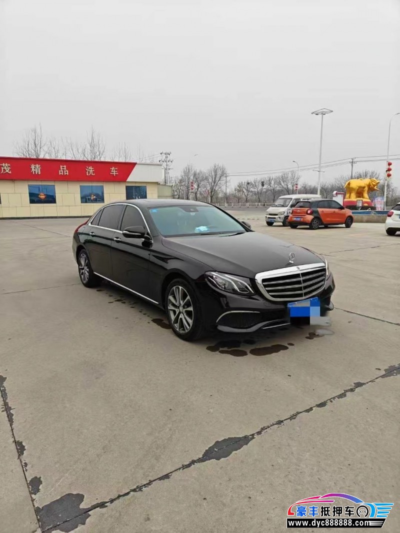 17年奔驰E轿车抵押车出售