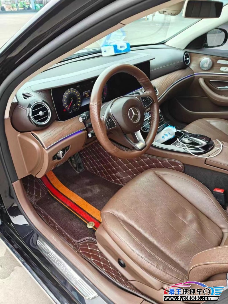 17年奔驰E轿车抵押车出售