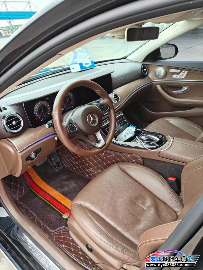 17年奔驰E轿车抵押车出售