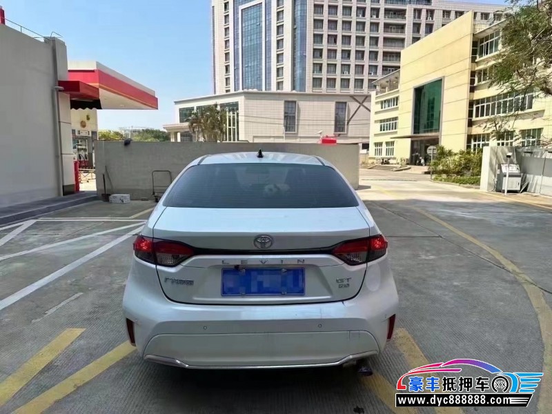 23年丰田凌尚轿车抵押车出售