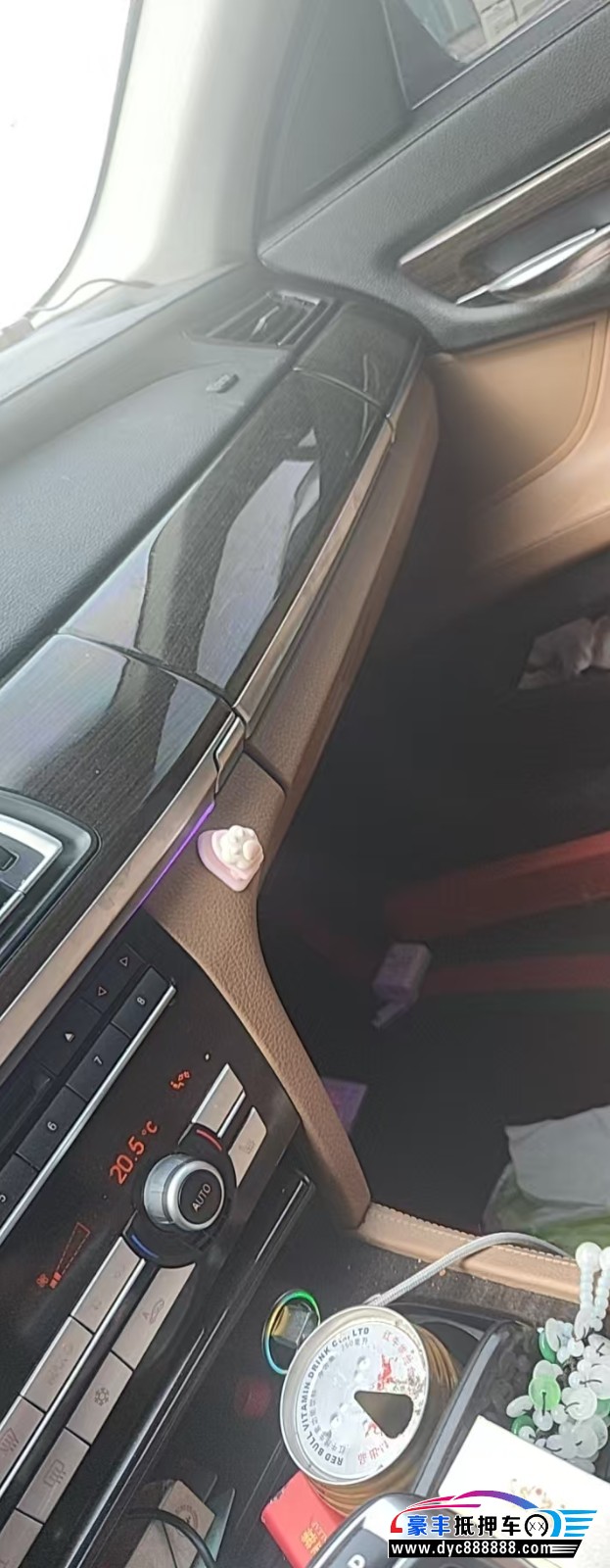 12年宝马3系轿车抵押车出售