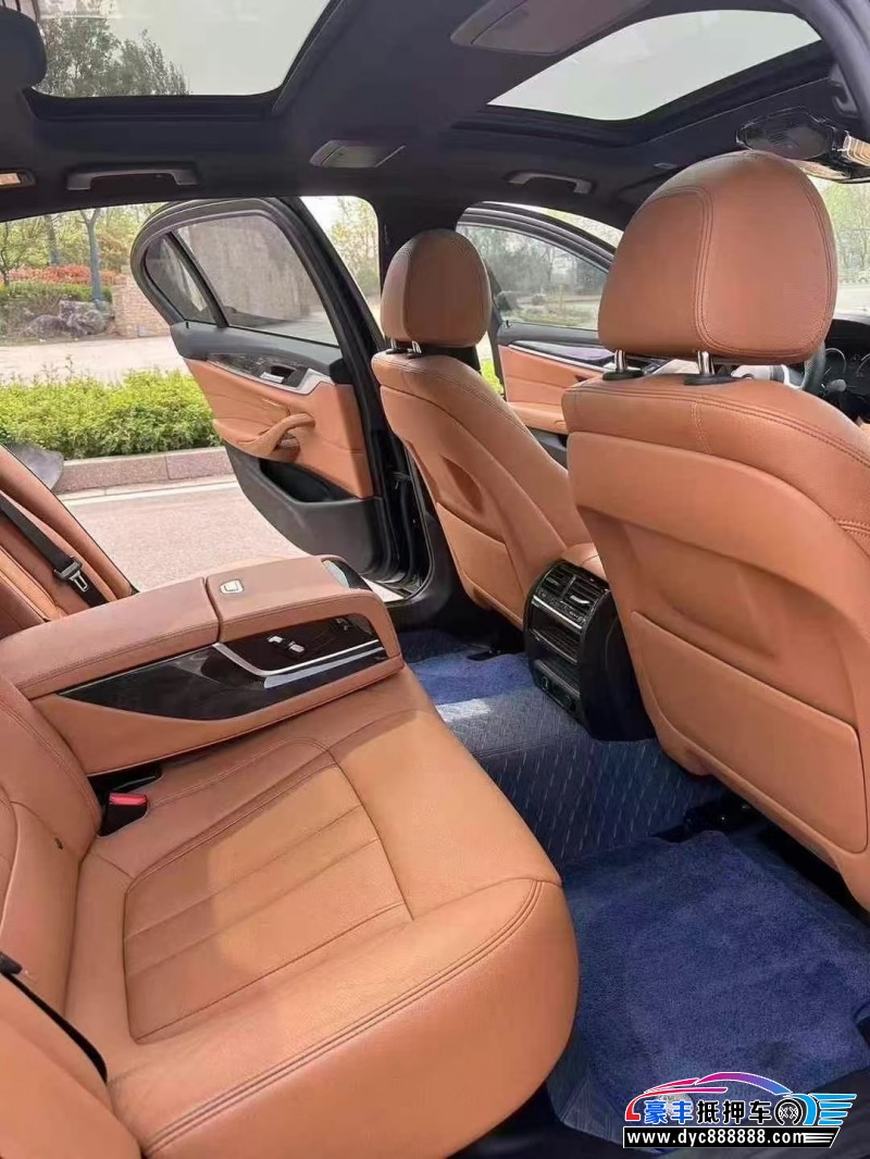 18年宝马5系轿车抵押车出售