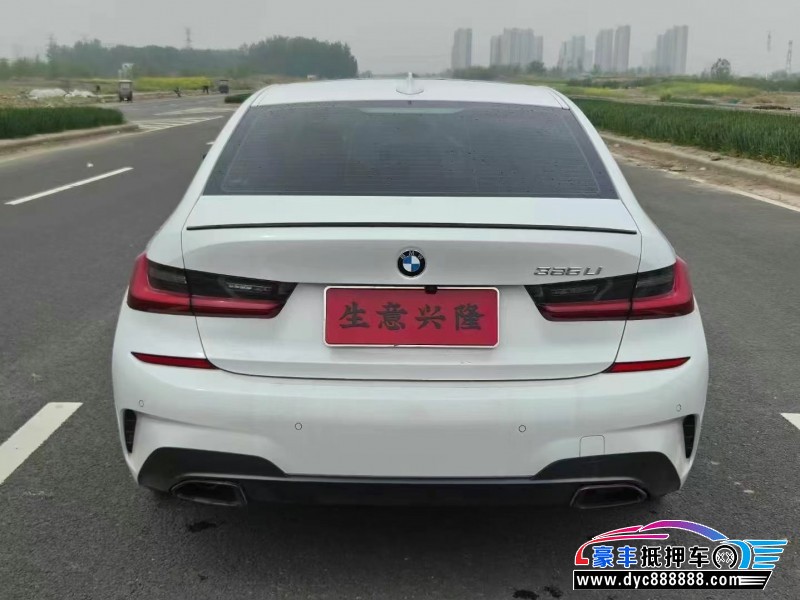 22年宝马3系轿车抵押车出售